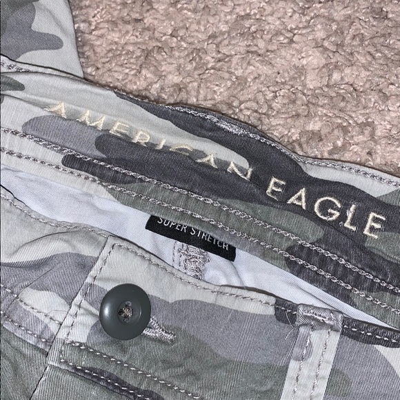 (⭐️) A.E.O.: Grey, Camouflaged Pants. (2) - Picture 2 of 9